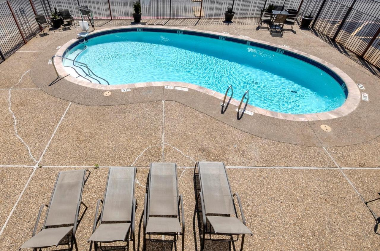 Red Roof Inn Arlington - Entertainment District Exterior foto
